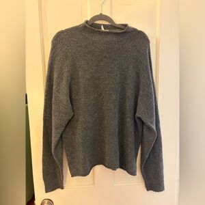 ⚡️FLASH SALE⚡️Leith Charcoal Sweater